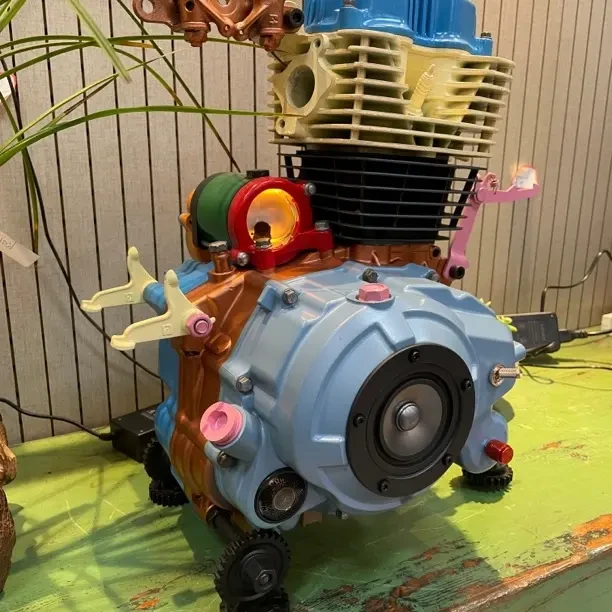 ustom Industrial Art Speaker - Handcrafted from Vintage Engine | Unique Audio Sculpture 发动机创意音箱,定制音箱,蓝牙音箱,重金属音箱